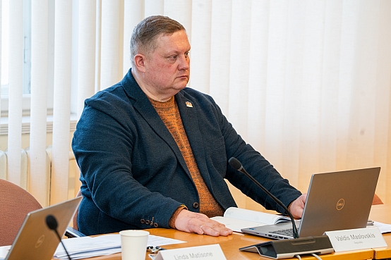 Tautsaimniecības, agrārās, vides un reģionālās politikas komisijas sēde