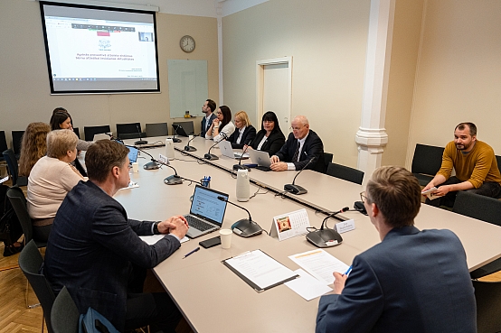 Nevienlīdzības mazināšanas apakškomisijas sēde