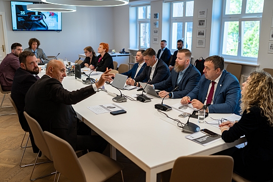 Sporta apakškomisijas sēde