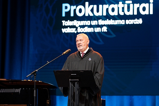 Daiga Mieriņa piedalās prokuratūras 35.gadadienas pasākumā