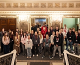 Salaspils 1.vidusskolas skolēni apmeklē Saeimu skolu programmas "Iepazīsti Saeimu" ietvaros