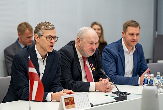 Saeimas Eiropas lietu komisijas deputāti tiekas ar Īrijas valsts ministru Eiropas lietās