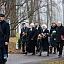 Daiga Mieriņa piedalās ziedu nolikšanā Krišjāņa Valdemāra atdusas vietā Lielajos kapos